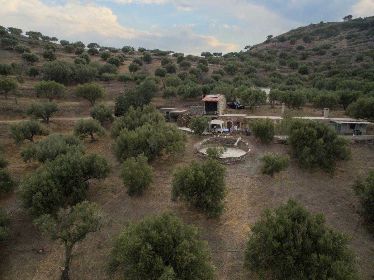 Trahilas House Mokhlos Bagian luar foto